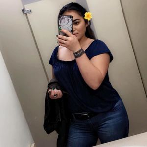 Meet your Posher, Ilena